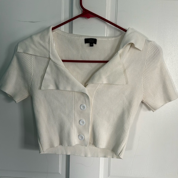 Tops - Boutique White crop button down